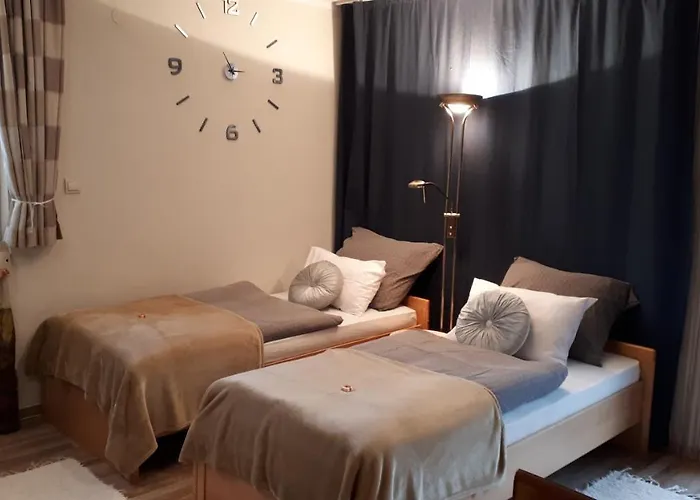 Apartment Hedi Vendeghaz Eger