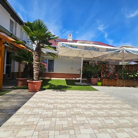 Hedi Vendeghaz Apartament Eger