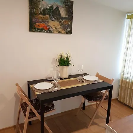 Apartment Hedi Vendeghaz Eger