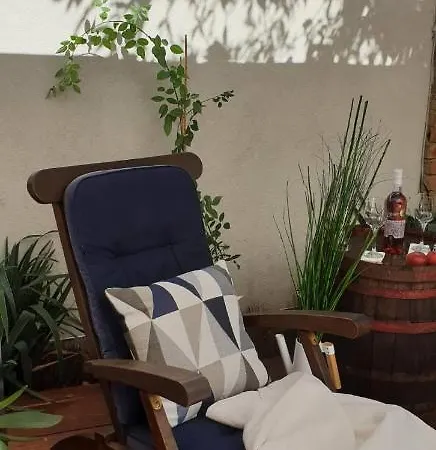 Hedi Vendeghaz Apartament Eger